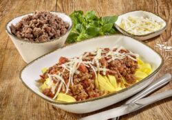 Rinderhackfleisch mit Stärke, neutral gewürzt,