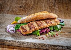 BIG RIB, pikant gewürztes Hackfleischerzeugnis,